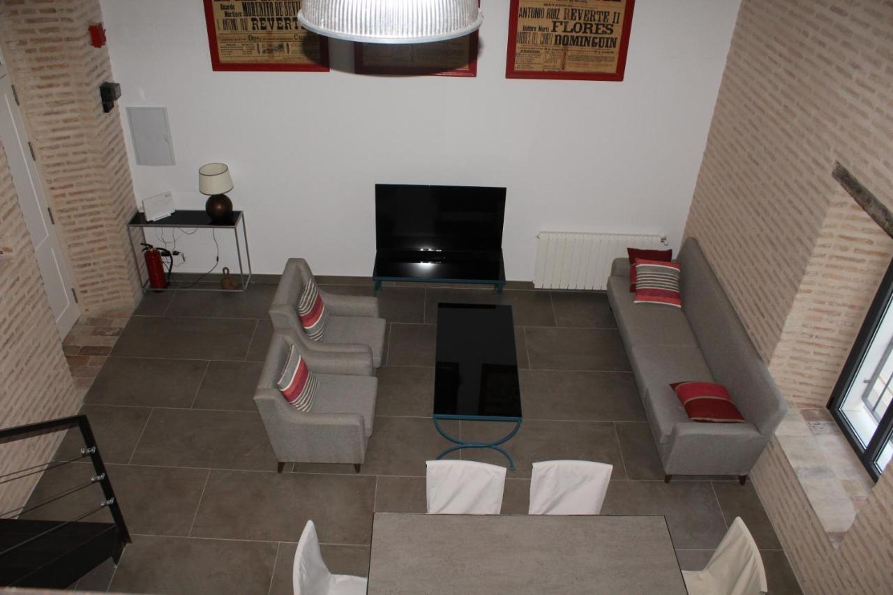 Cozy & Modern Apartment Hombre De Piedra Sevilla Kültér fotó